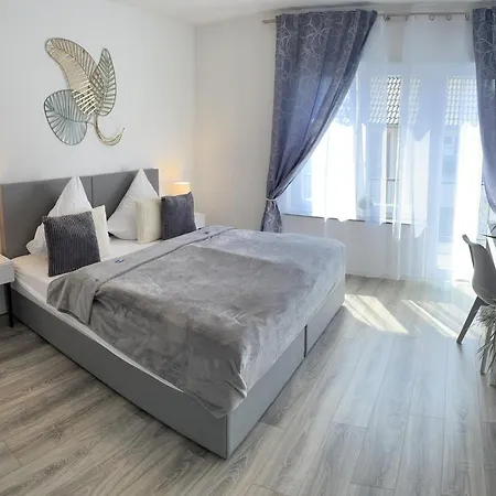 Prime Host Style Apartment Карлсруэ Экстерьер фото